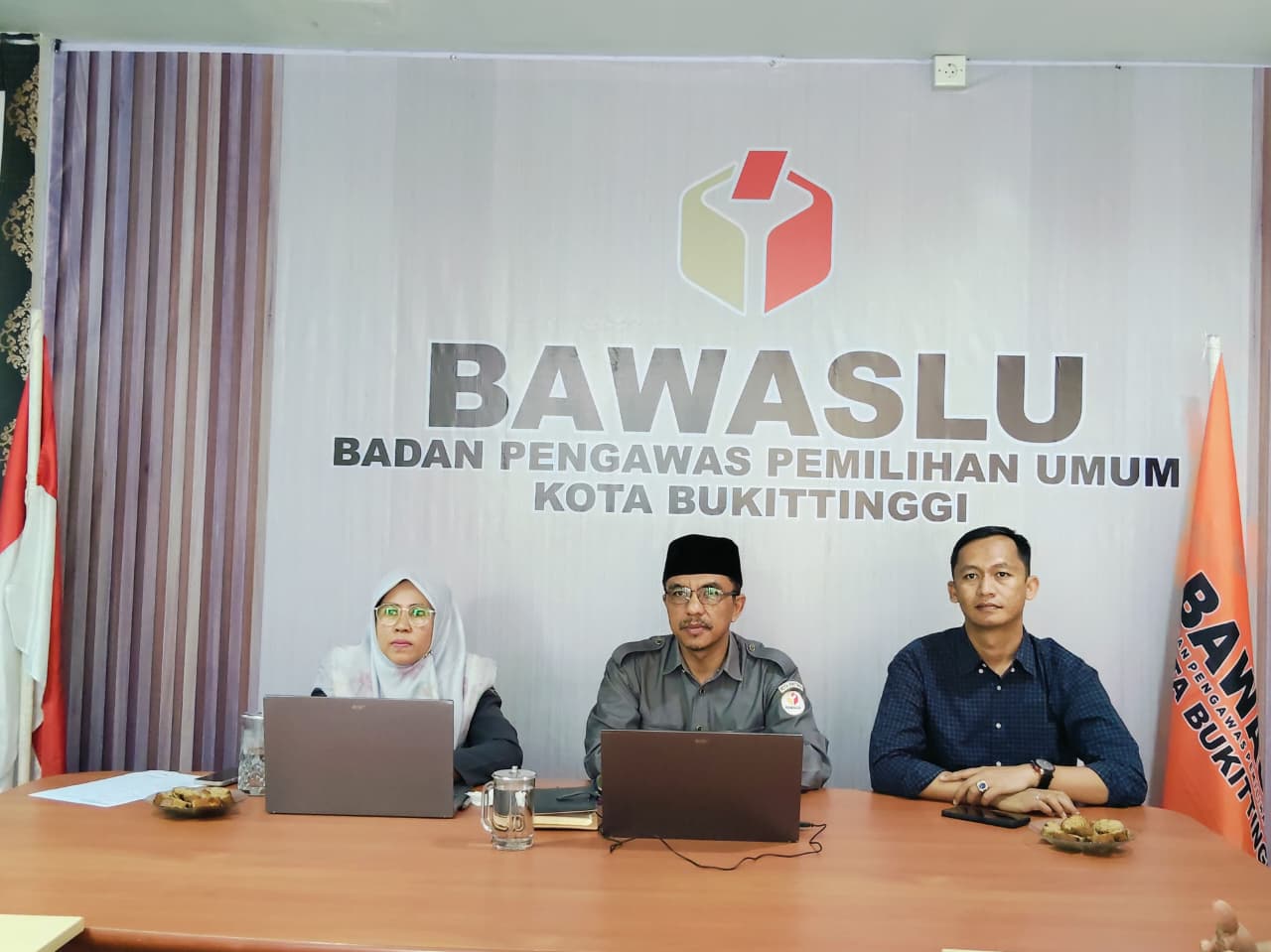 rapat