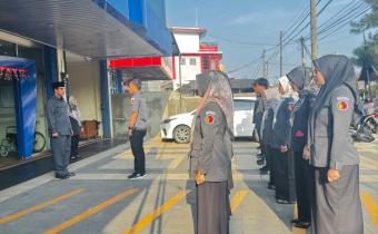 apel pagi